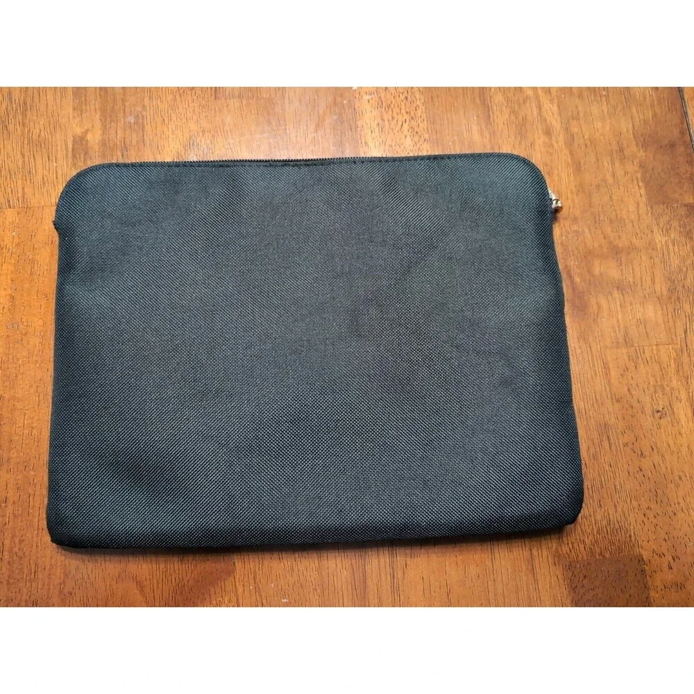BVLGARI PARFUMS for Alitalia Zip Pouch Cosmetic Tablet Case 10.5